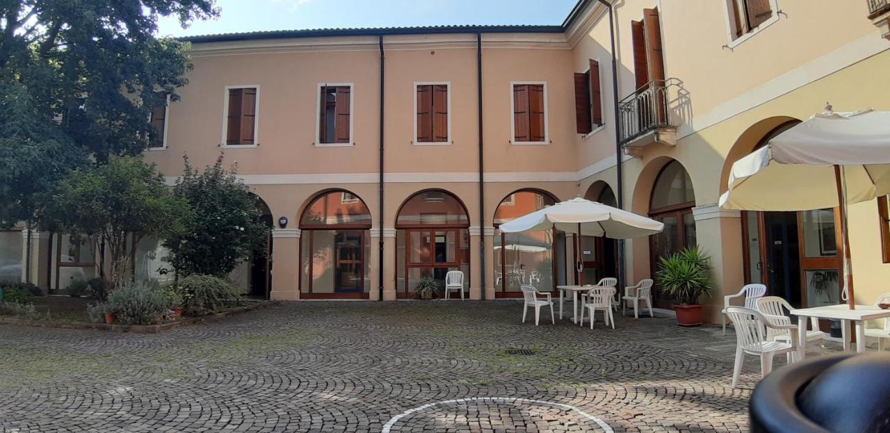 Casa Santa Caterina E Sant Antonio *