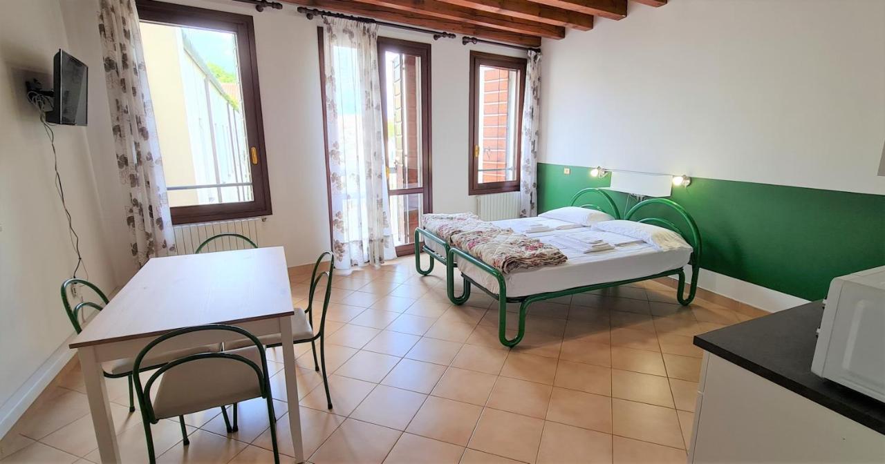 Casa Santa Caterina E Sant Antonio Affittacamere Padova