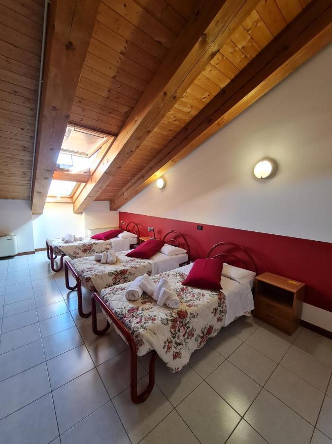 Casa Santa Caterina E Sant Antonio Affittacamere *